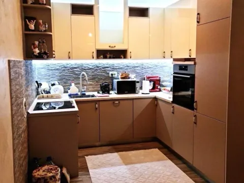 Izdavanje, kuća, 150m², Spuž, Danilovgrad - image 6