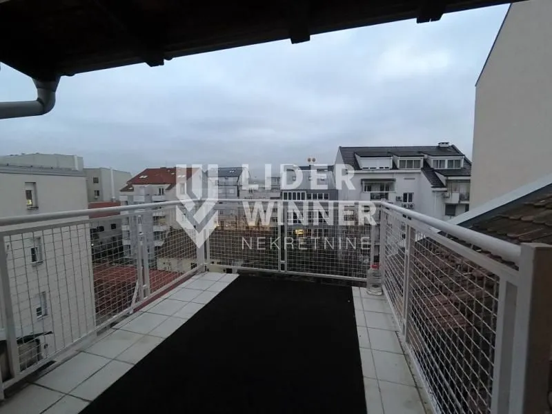 Prodaja, trosoban stan, 85m², Kalenić Pijaca, Vračar Sve Podlokacije