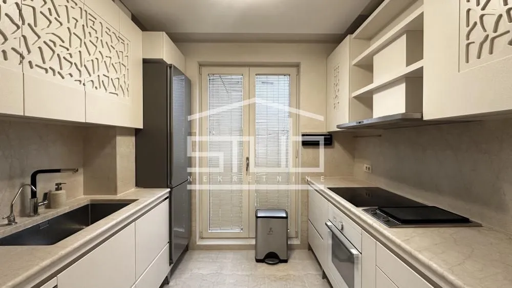 Rent, four bedroom apartment, 197m², Banovo Brdo, Beograd