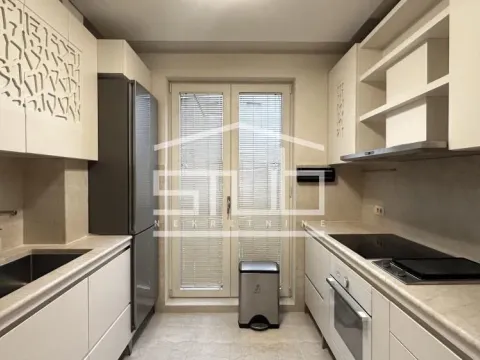 Izdavanje, četvorosoban stan, 197m², Banovo Brdo, Beograd - image 4