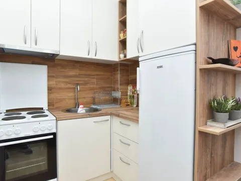 Rent, studio apartment, 30m², Budva, Crna Gora - image 7