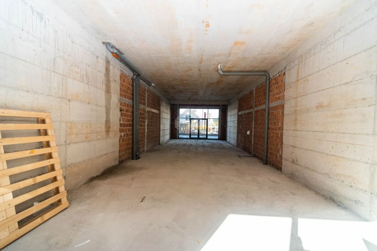 Sale, office space, 105m², Stari Aerodrom, Podgorica