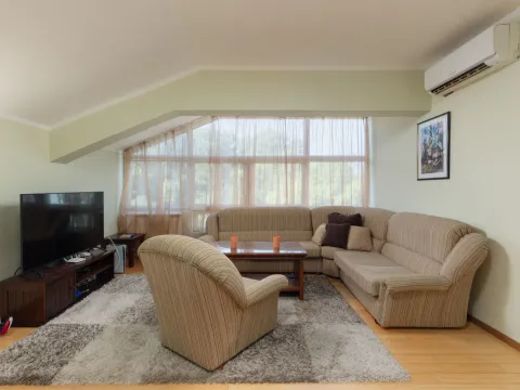 Prodaja, stan, 106m², Tivat, Crna Gora - image 4