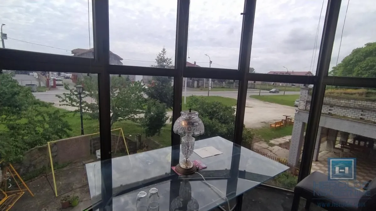 Rent, office space, 1000m², Ribarski put, Jagodina