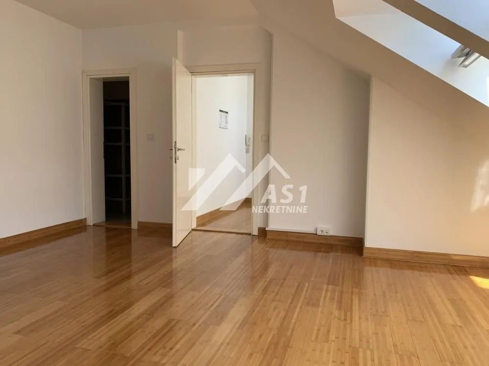 Rent, office space, 90m², Bulevar Oslobodjenja, Novi Sad Sve Podlokacije