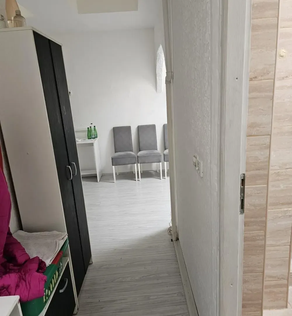 Prodaja, trosoban stan, 53m², Čukarica, Beograd