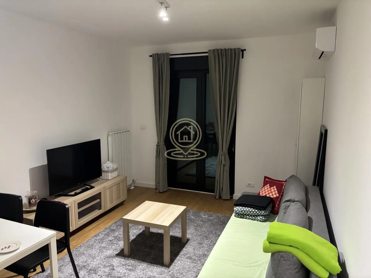 Izdavanje, dvosoban stan, 43m², Trošarina, Voždovac Sve Podlokacije
