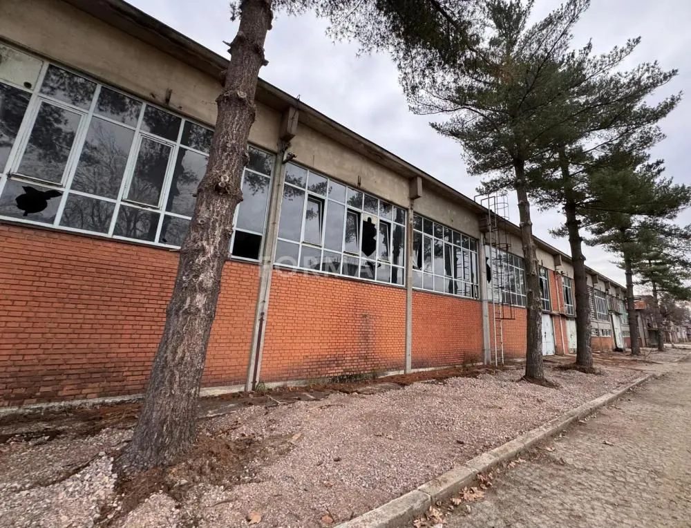 Sale, office space, 1200m², Krnjaca, Palilula Sve Podlokacije