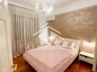 Izdavanje, trosoban stan, 110m², Slavija, Vračar Sve Podlokacije - image 14