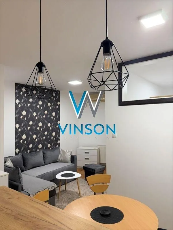 Izdavanje, jednosoban stan, 37m², Bulevar Oslobodjenja, Novi Sad Sve Podlokacije