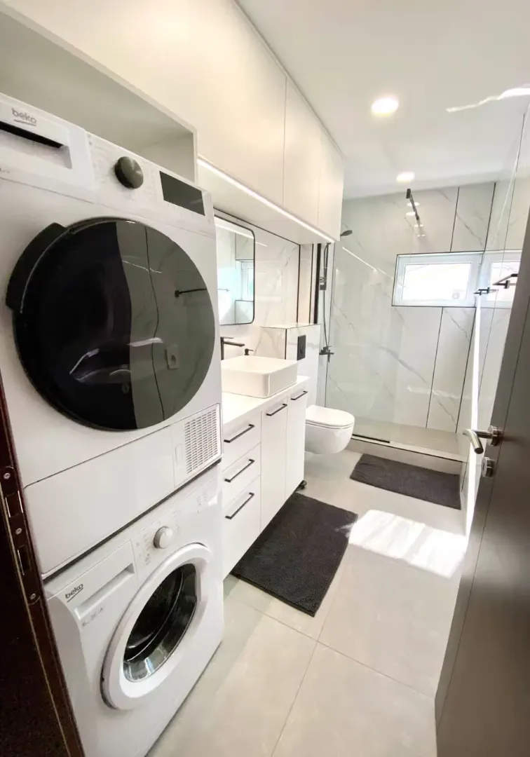 Rent, two bedroom apartment, 93m², Petrovac, Budva