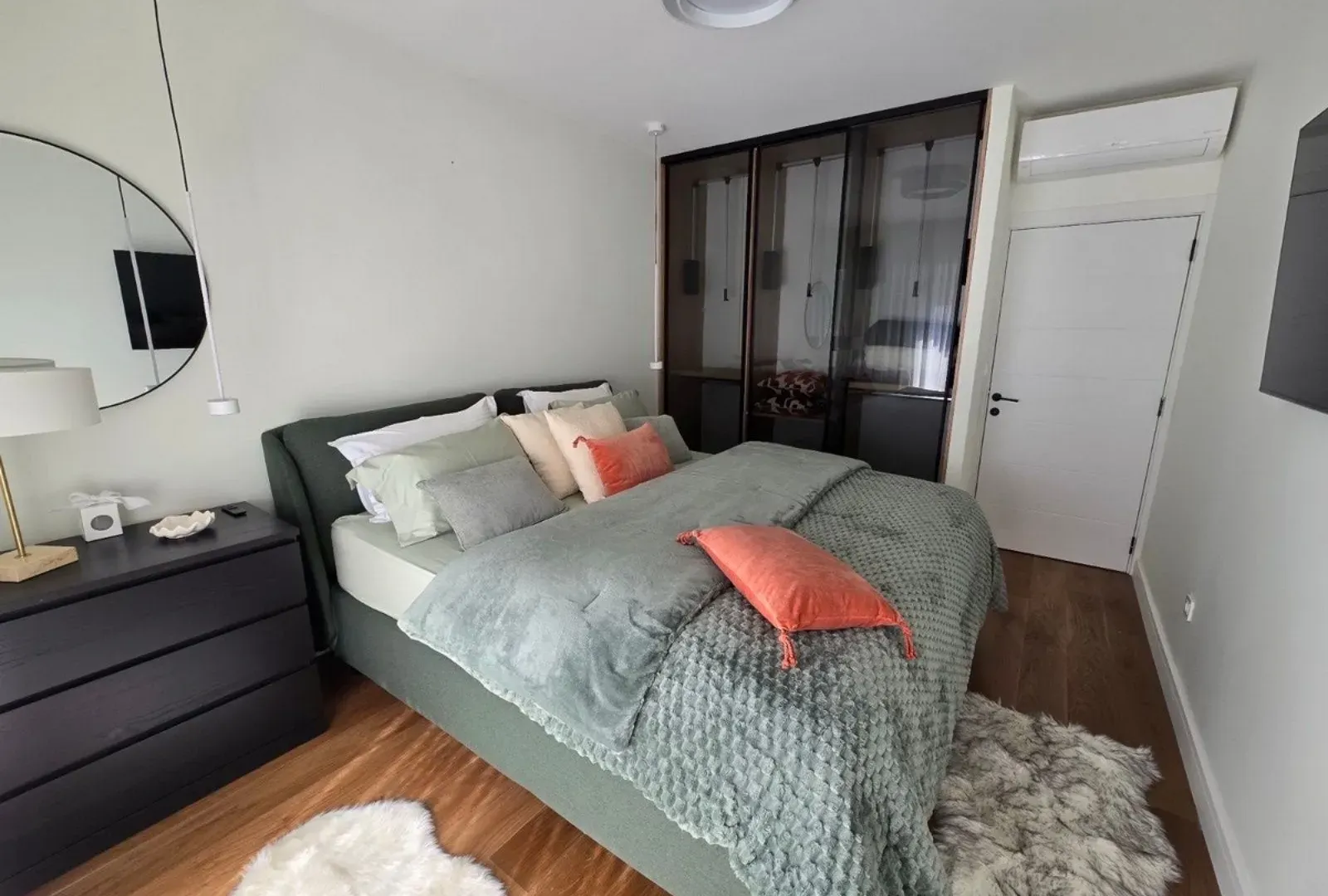 Prodaja, dvosoban stan, 67m², Centar, Tivat