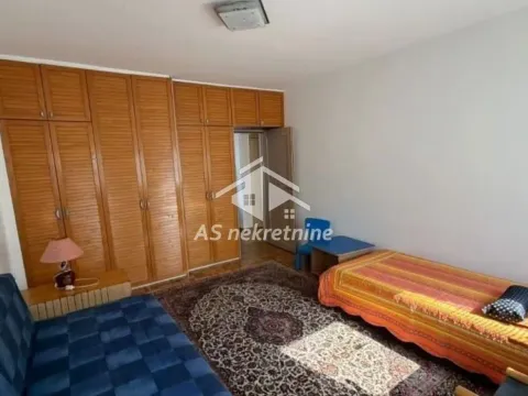 Izdavanje, stan, 210m², Čukarica, Beograd - image 17