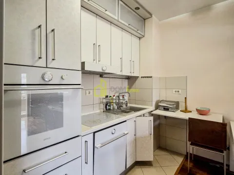Izdavanje, dvosoban stan, 70m², City Kvart, Podgorica - image 15