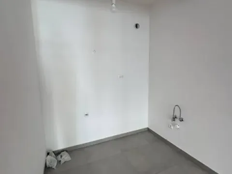 Sale, one bedroom apartment, 41m², Šušanj, Bar - image 7