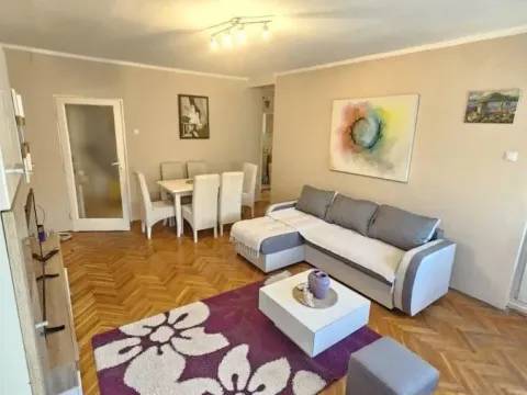 Rent, three bedroom apartment, 70m², Novi Beograd Blok 33, Novi Beograd Sve Podlokacije