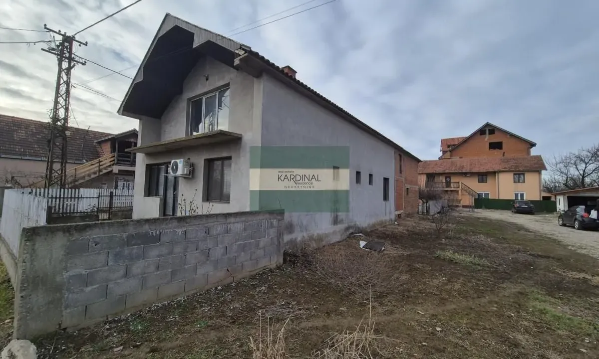 Sale, house, 300m², Tonja, Ćuprija