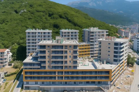 Pogled iz vazduha na novoizgrađene stambene zgrade i okolinu. - image 3