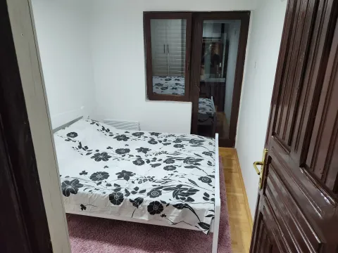 Prodaja, trosoban stan, 57m², Stara varoš, Nikšić - image 8