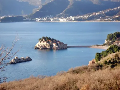Rent, house, 240m², Sveti Stefan, Budva - image 3