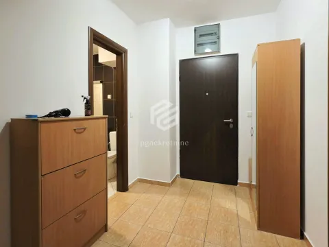 Rent, two bedroom apartment, 80m², City Kvart, Podgorica - image 14