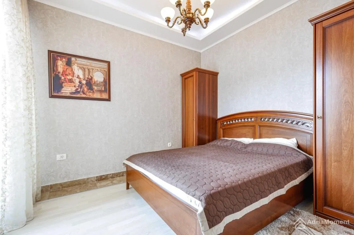 Prodaja, dvosoban stan, 68m², Kostanjica, Kotor