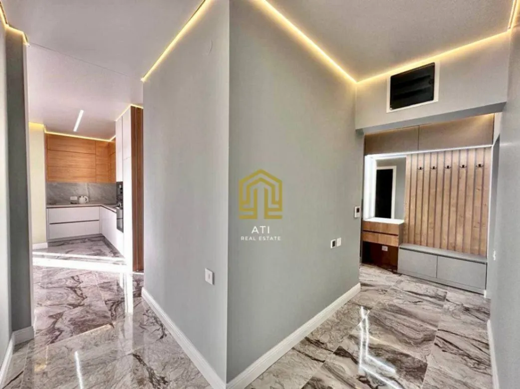 Prodaja, dvosoban stan, 68m², Tivat, Crna Gora