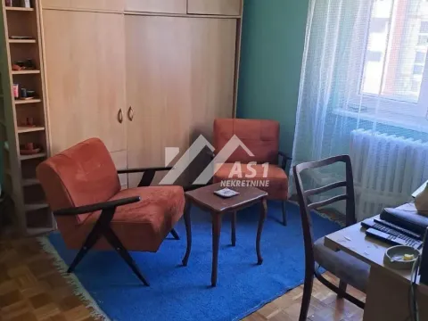 Izdavanje, četvorosoban stan, 84m², Sajam, Novi Sad Sve Podlokacije - image 6