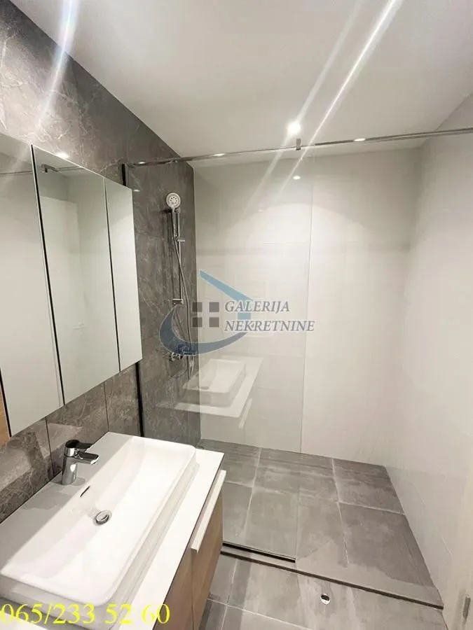 Sale, two bedroom apartment, 55m², Savski Venac, Beograd