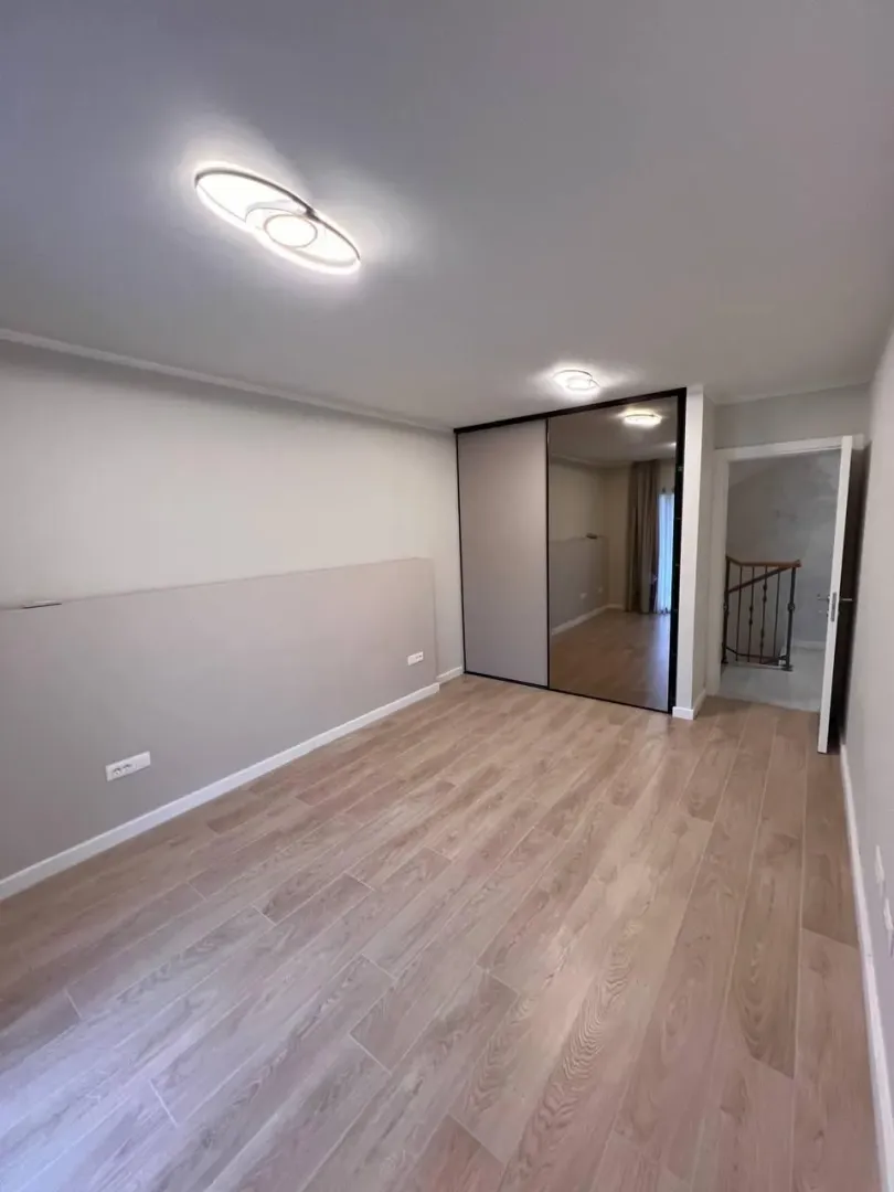 Prodaja, kuća, 176m², Lastva Grbaljska, Kotor