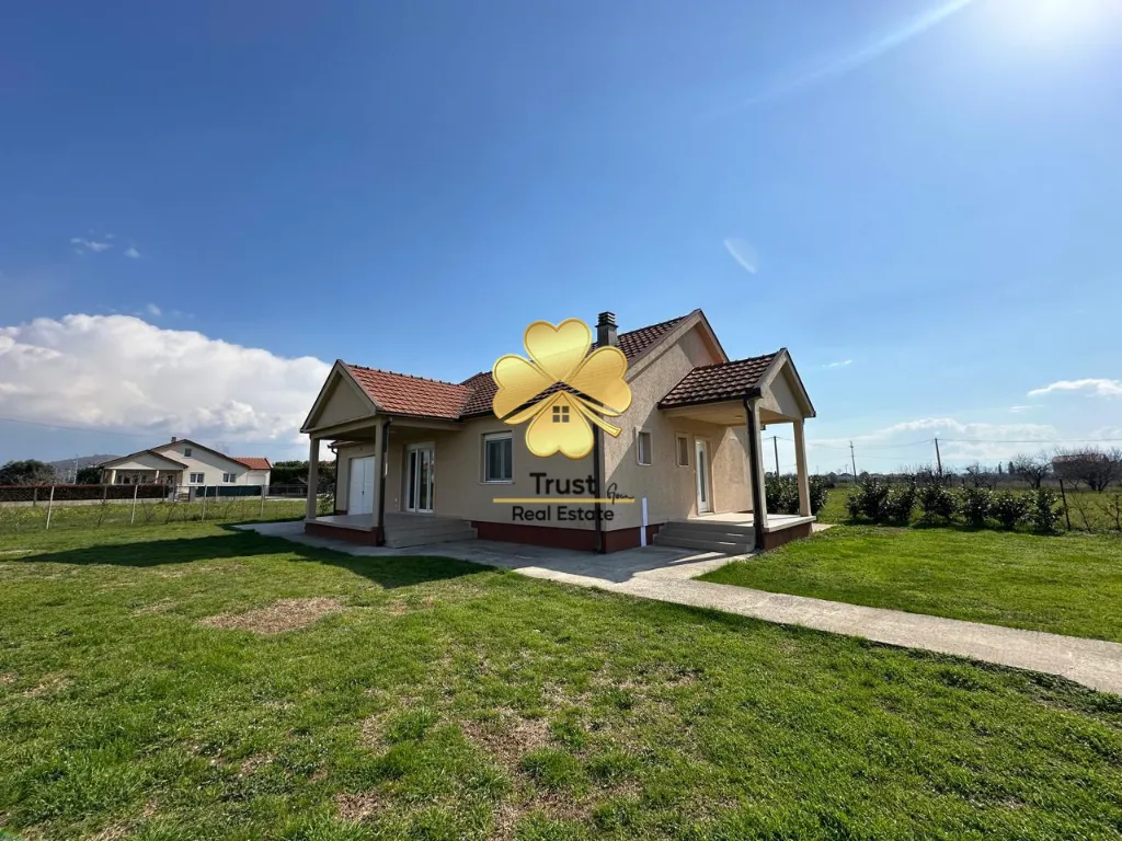 Rent, house, 150m², Donji Kokoti, Podgorica