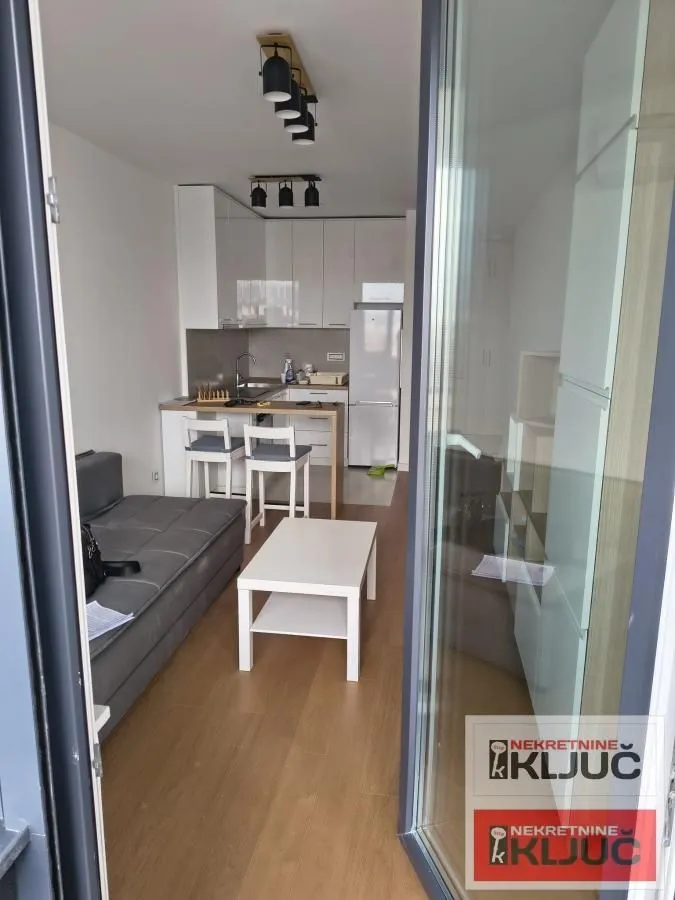 Izdavanje, garsonjera, 32m², Telep, Novi Sad Sve Podlokacije