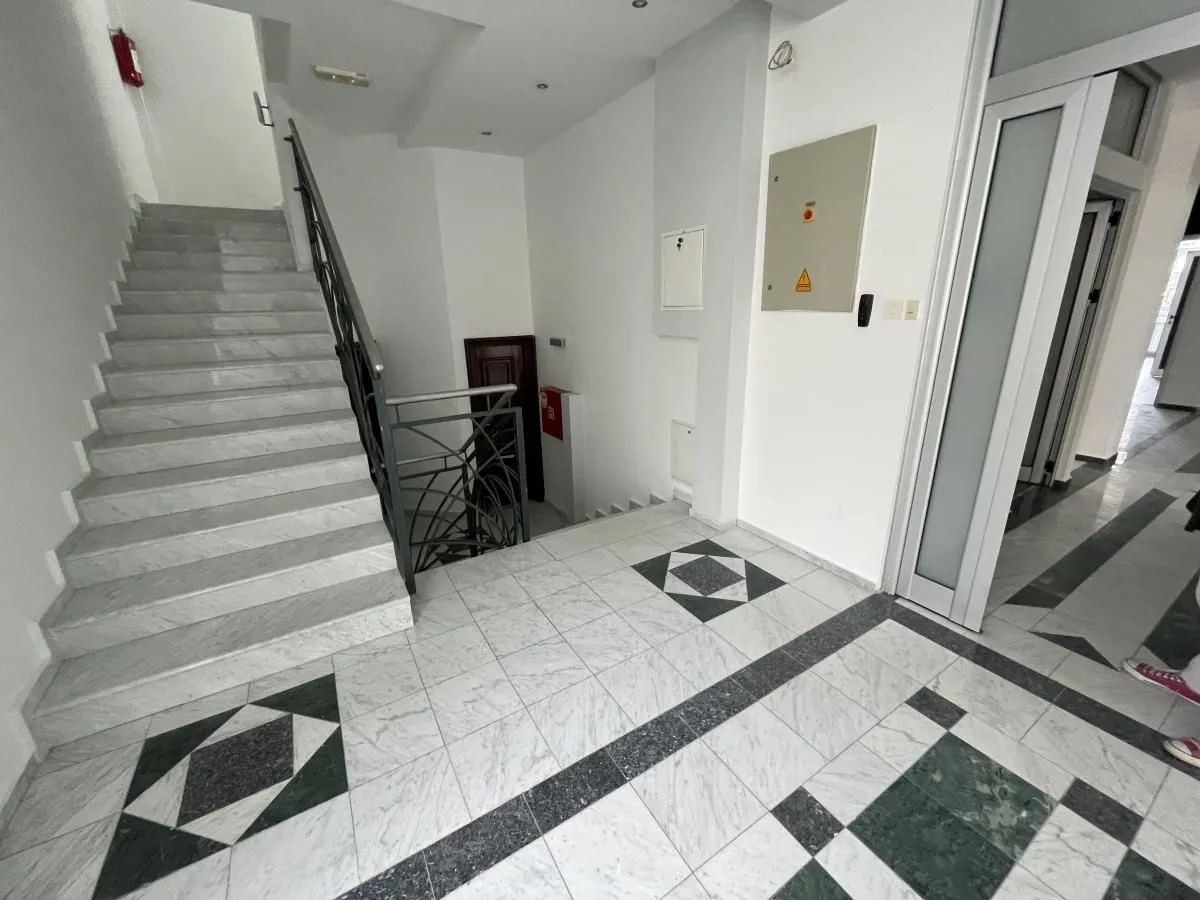 Rent, office space, 245m², Bulevar Oslobodjenja, Novi Sad Sve Podlokacije
