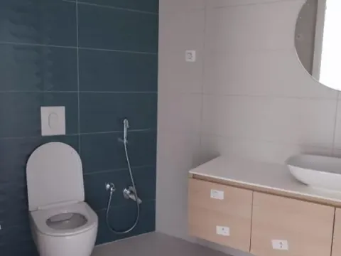 Sale, one bedroom apartment, 58m², Bečići, Budva - image 4