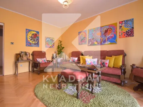 Prodaja, dvosoban stan, 80m², Pejton, Podgorica - image 3
