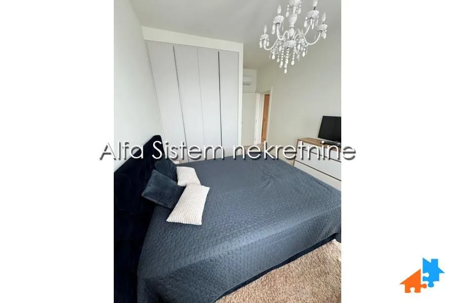 Rent, three bedroom apartment, 83m², Savski Venac, Beograd