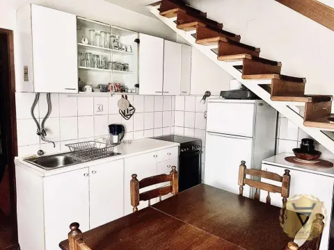 Izdavanje, kuća, 68m², Bulbulder, Zvezdara Sve Podlokacije - image 2