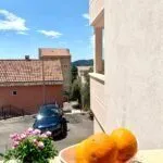 Izdavanje, jednosoban stan, 41m², Sveti Stefan, Budva - image 13