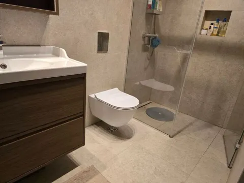 Prodaja, četvorosoban stan, 139m², Dobrota, Kotor - image 18