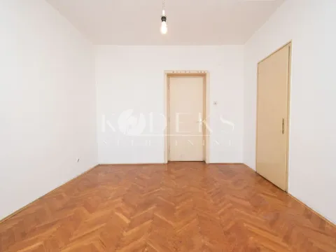 Prodaja, dvosoban stan, 76m², Centar, Podgorica - image 5