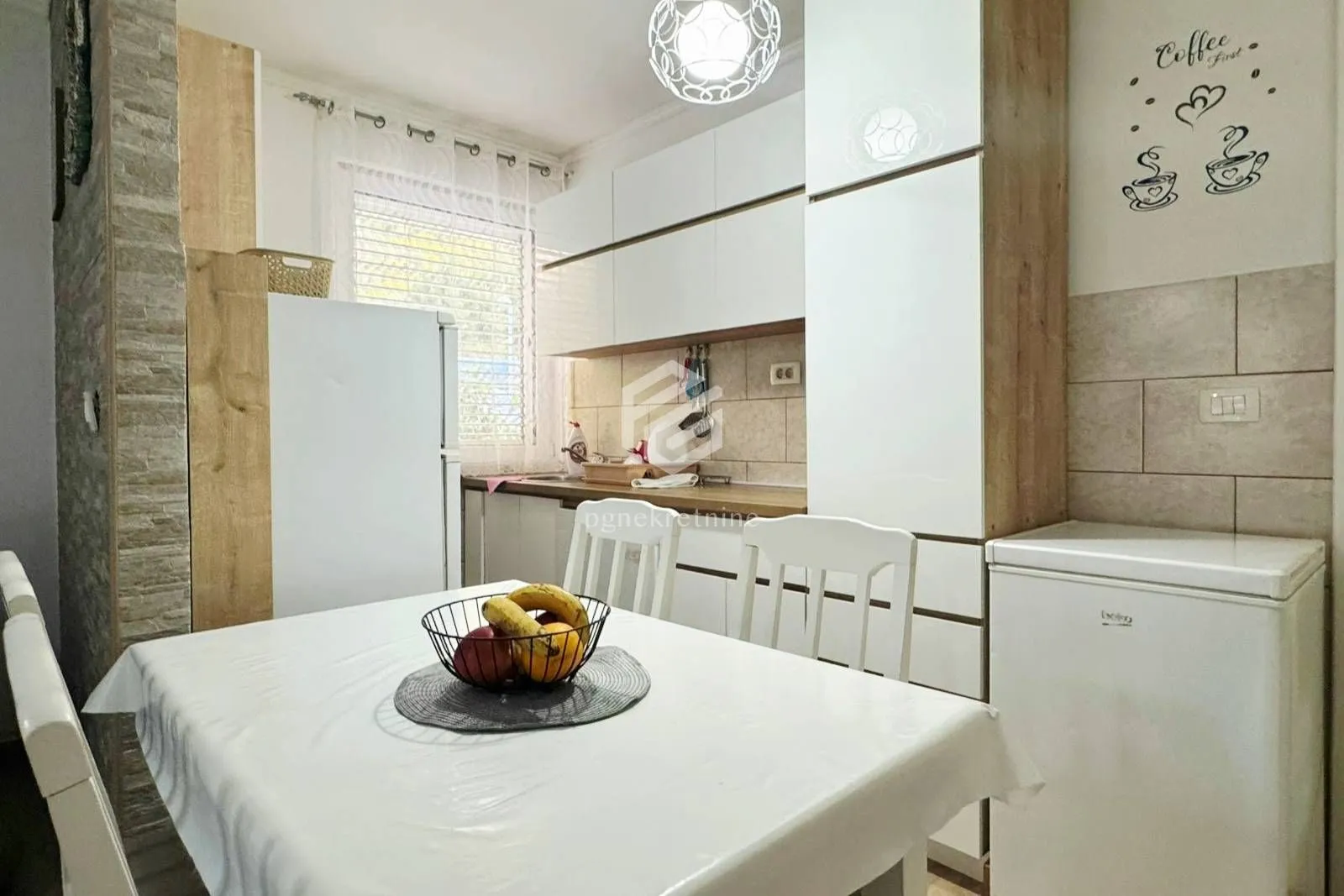 Prodaja, dvosoban stan, 48m², Kotor, Crna Gora