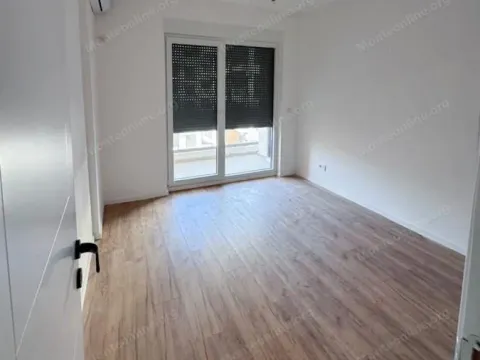 Sale, two bedroom apartment, 69m², Ulcinj, Crna Gora - image 5