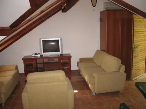Sale, house, 360m², Dobrota, Kotor - image 3