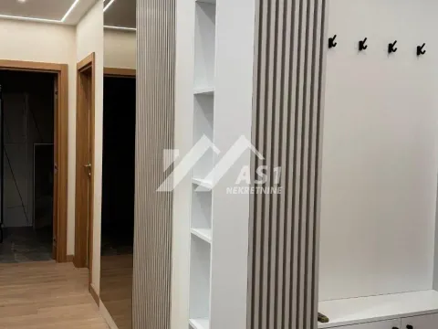 Izdavanje, četvorosoban stan, 165m², Sremska Kamenica, Petrovaradin - image 6