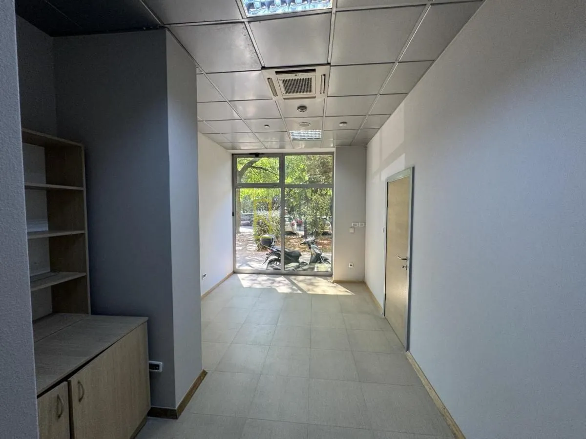 Rent, office space, 120m², Preko Morače, Podgorica