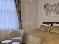 Izdavanje, trosoban stan, 107m², Tašmajdan, Palilula Sve Podlokacije - image 8