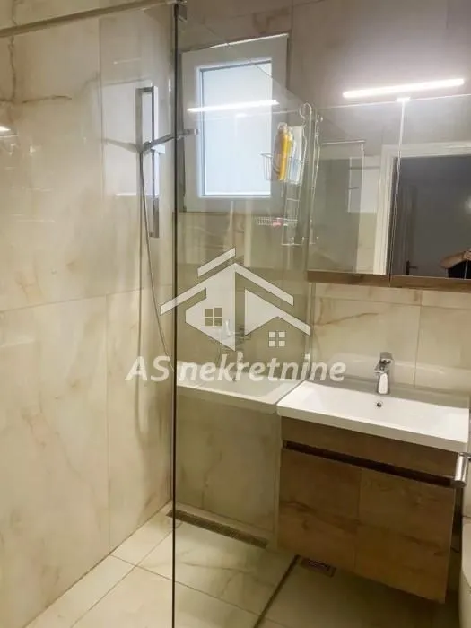 Rent, two bedroom apartment, 58m², Vračar Hram, Vračar Sve Podlokacije