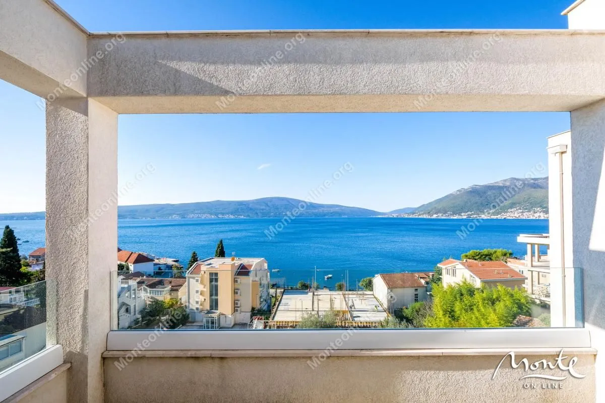 Prodaja, dvosoban stan, 66m², Tivat, Crna Gora