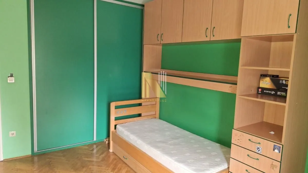 Rent, office space, 80m², Centar, Novi Sad