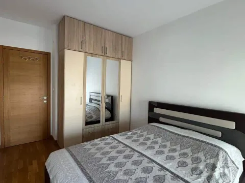 Izdavanje, jednosoban stan, 45m², City Kvart, Podgorica - image 5